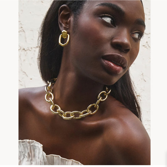Kaia Statement Chain Nacklace