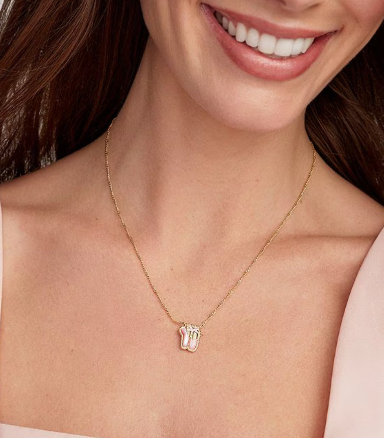 Ballet Short Pendant Necklace