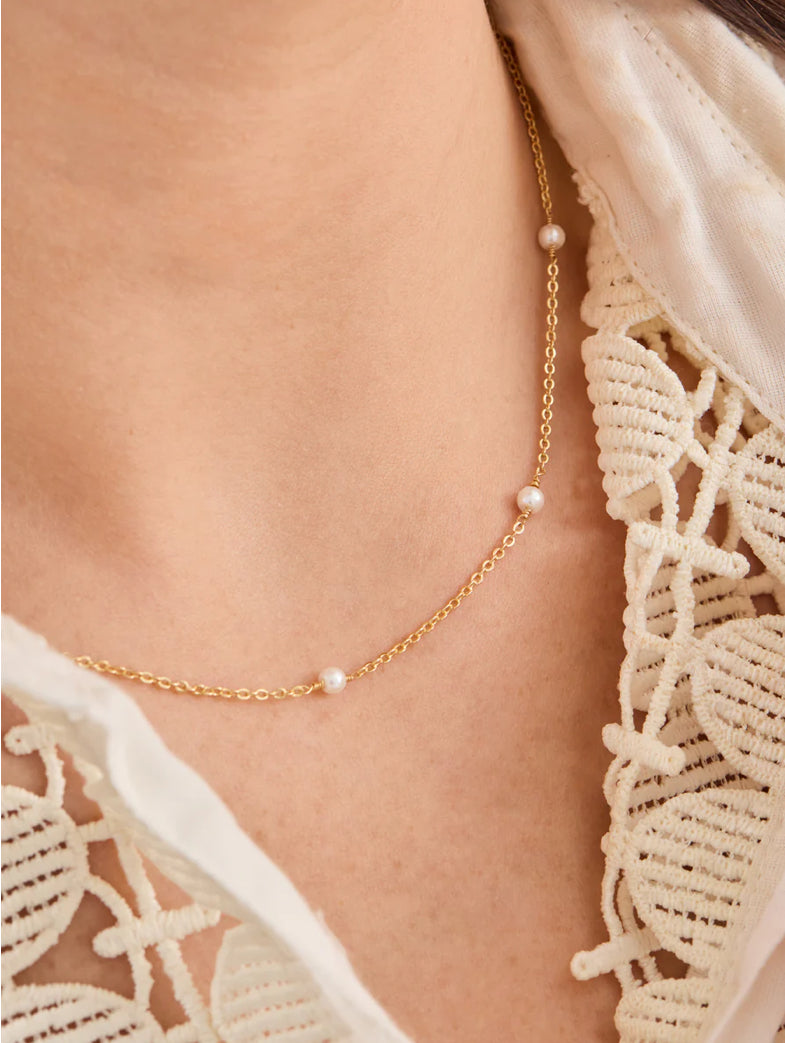 Lois Necklace