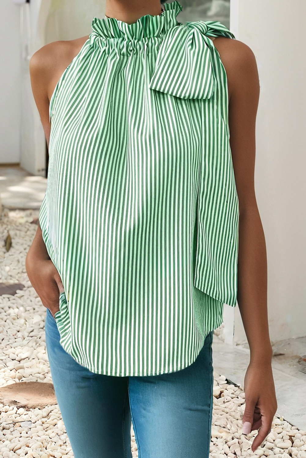 Tied Knot Frilled Collar Sleeveless Top